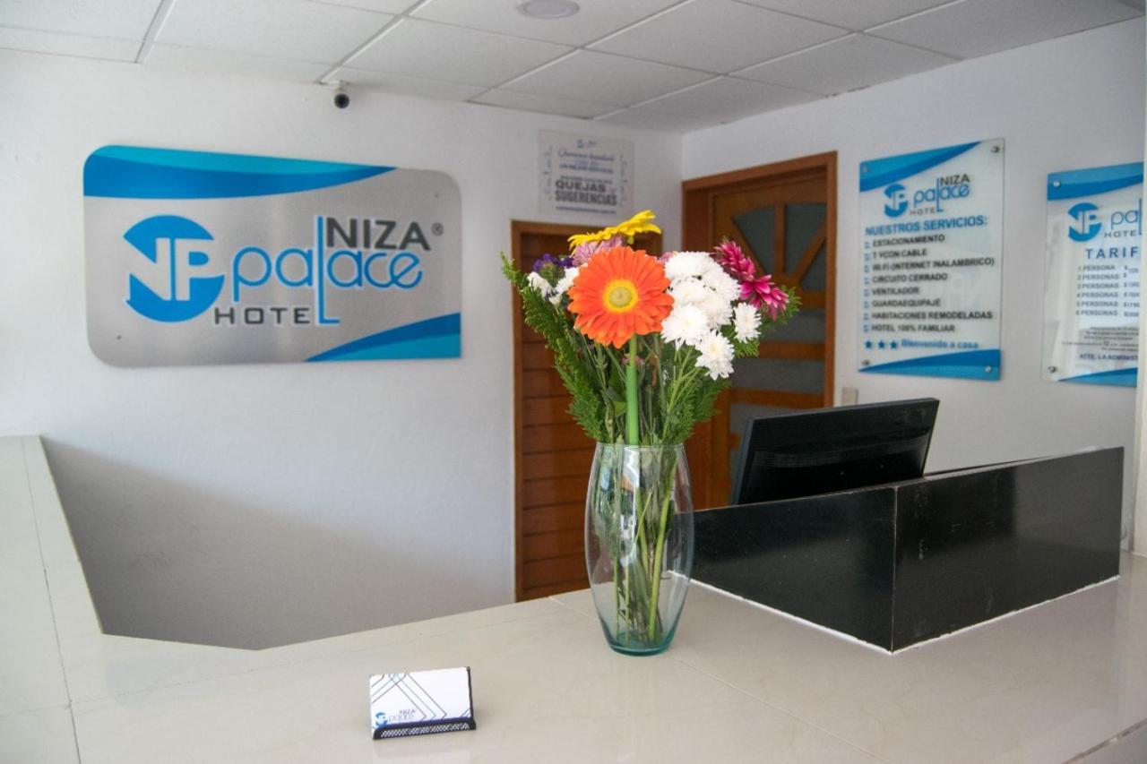 Hotel Niza Zona Piel León Exterior foto